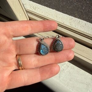 Sterling silver & labradorite tear drop earrings